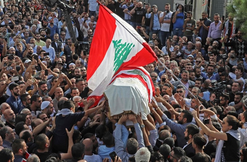 Huge funeral held at Choueifat for 'The Revolution's Martyr' Alaa Abou Fakher